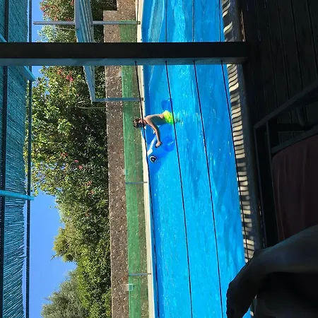 Manolis' Hébergement de vacances *